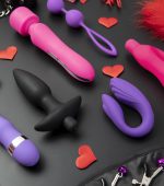 primer-plano-de-juguetes-sexuales (1)